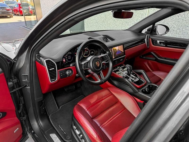 Gebraucht Porsche Cayenne 462 PS (339 kW) 2021 Grau SUV