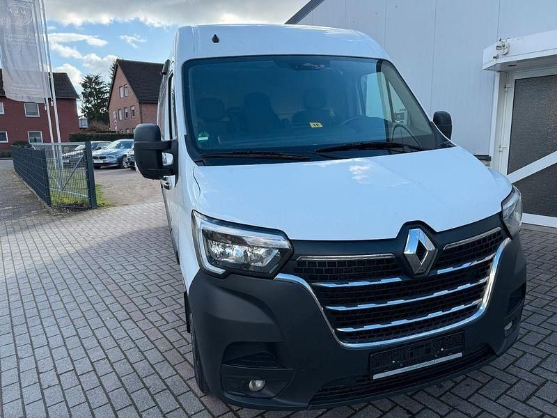 Second-hand Renault Master 179 CP (131 kW) 2020 Alb Monovolum