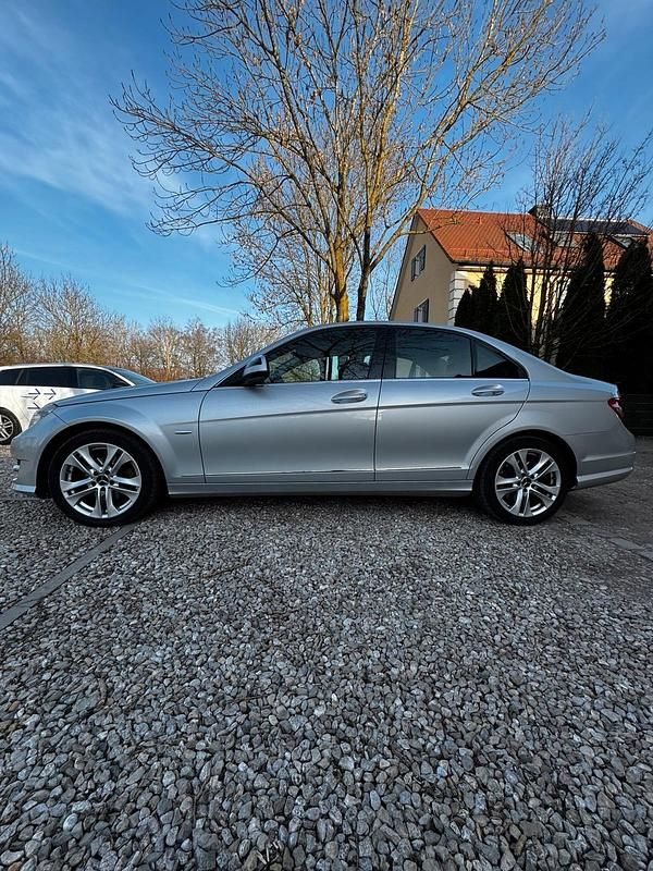 Gebraucht Mercedes C200 184 PS (135 kW) 2007 Silber Limousine