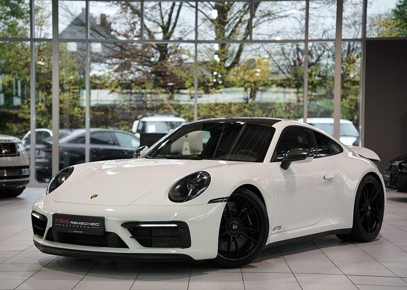Weiß Gebraucht 2024 Porsche 911 Carrera GTS Coupé | 157.900 € (Guter Preis) - Bild 1/4