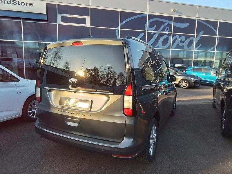 Neu Ford Tourneo Connect Titanium 122 PS (89 kW) 2026 Grau Van / Kleinbus