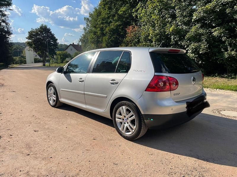 Gebraucht VW Golf V 80 PS (58 kW) 2007 Silber Limousine