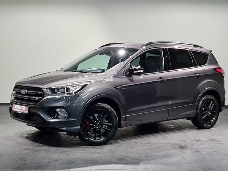 Gebraucht Ford Kuga ST-Line 150 PS (110 kW) 2019 Grau, magnetic metallic SUV