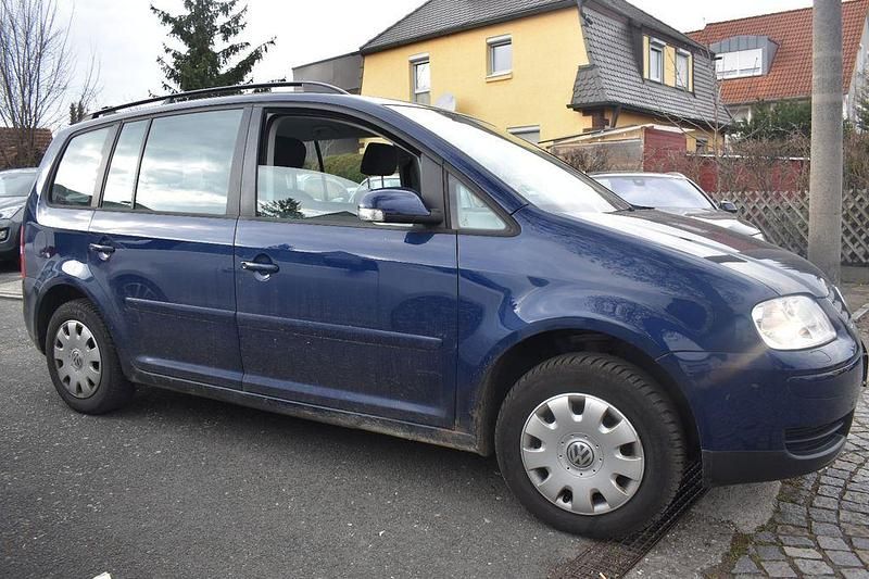 Gebraucht VW Touran Trendline 116 PS (85 kW) 2005 Blau Van / Kleinbus
