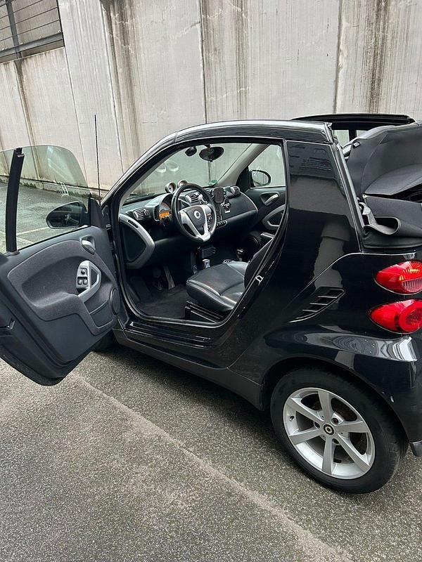 Gebraucht Smart ForTwo Cabrio 85 PS (62 kW) 2008 Schwarz Cabrio
