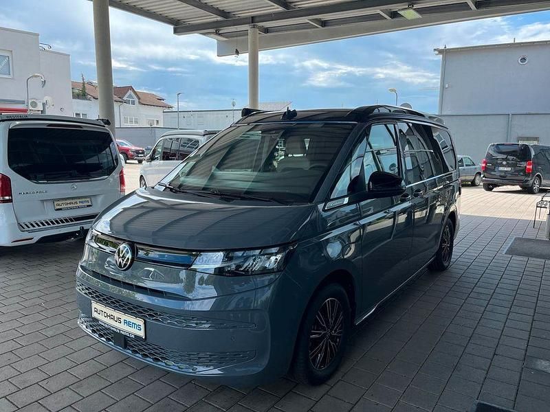 Neu VW California Beach 150 PS (110 kW) 2026 Pure grey Van