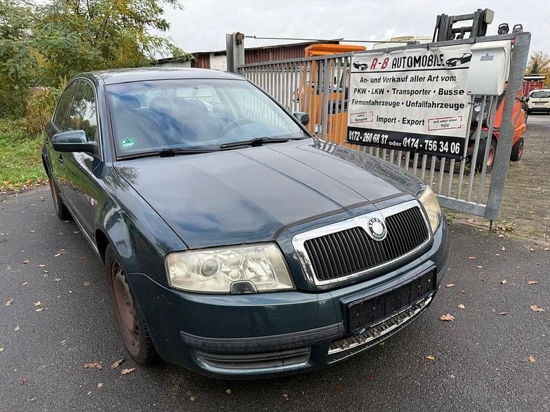 Grün Gebraucht 2005 Skoda Superb Limousine | 1.250 € (Guter Preis) - Bild 1/4