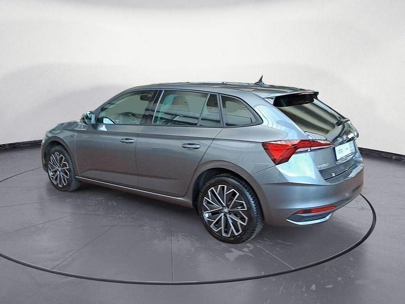 Gebraucht Skoda Scala Drive 95 PS (69 kW) 2025 Grau Kleinwagen