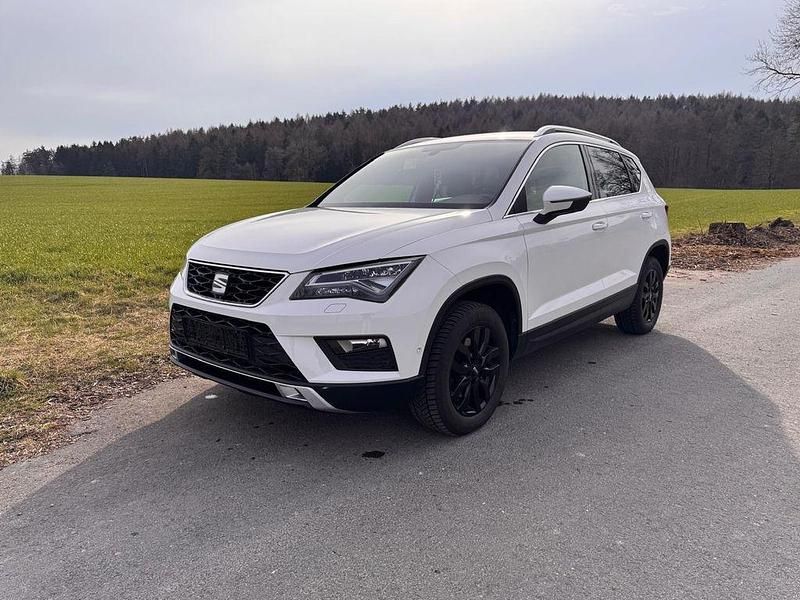 Gebraucht Seat Ateca XCELLENCE 150 PS (110 kW) 2016 Weiß SUV