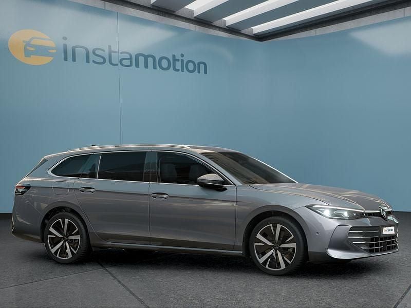 Używany VW Passat 272 KM (200 kW) 2025 Szary Kombi
