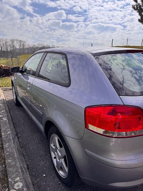 Gebraucht Audi A3 Ambiente 102 PS (75 kW) 2008 Silber Kleinwagen