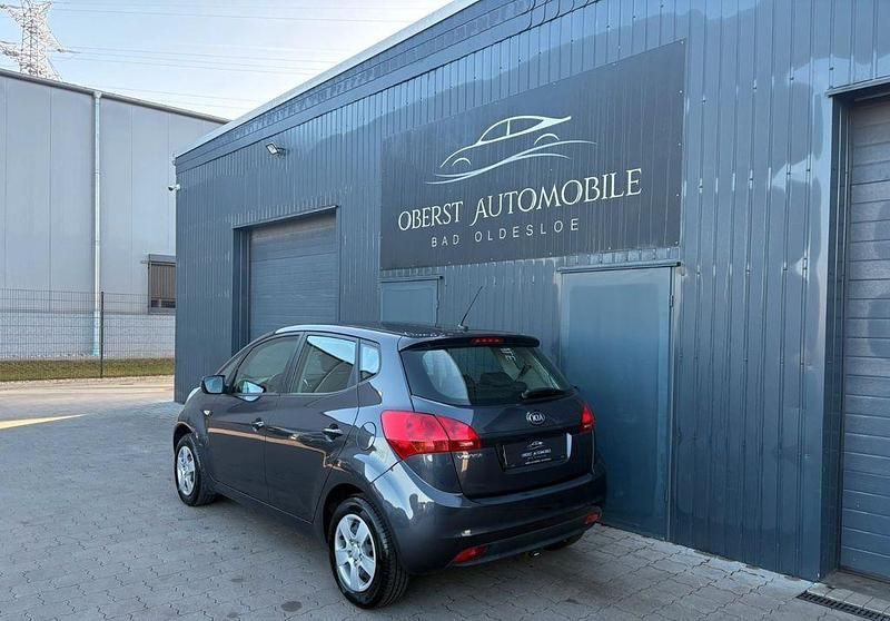 Gebraucht Kia Venga Attract 90 PS (66 kW) 2011 Grau Kleinwagen