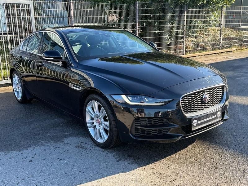 Gebraucht Jaguar XE SE 250 PS (183 kW) 2020 Schwarz Limousine