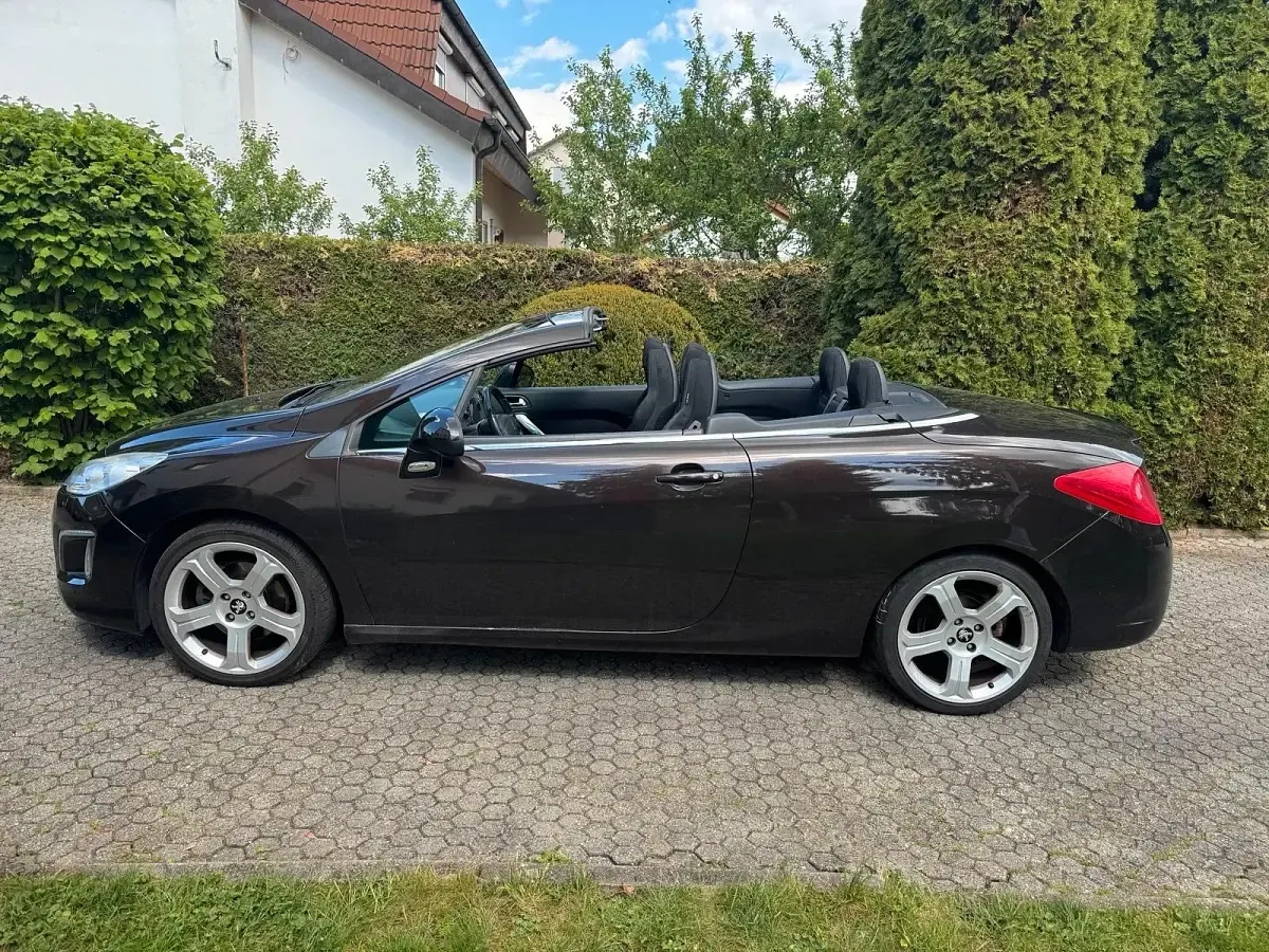 Gebraucht Peugeot 308 CC 156 PS (114 kW) 2011 Braun Cabrio