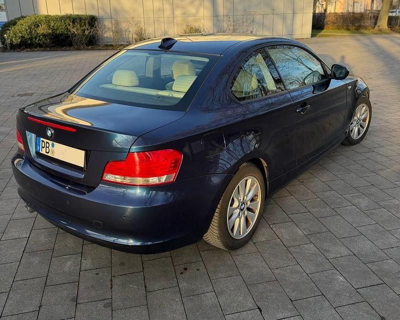 Gebraucht BMW 120 177 PS (130 kW) 2009 Blau Kleinwagen