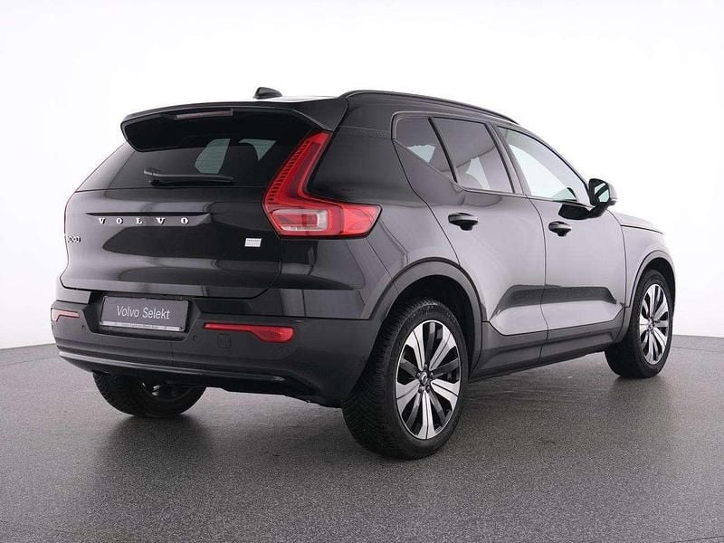 Gebraucht Volvo XC40 Core 169 kW (230 PS) 2022 Stone SUV