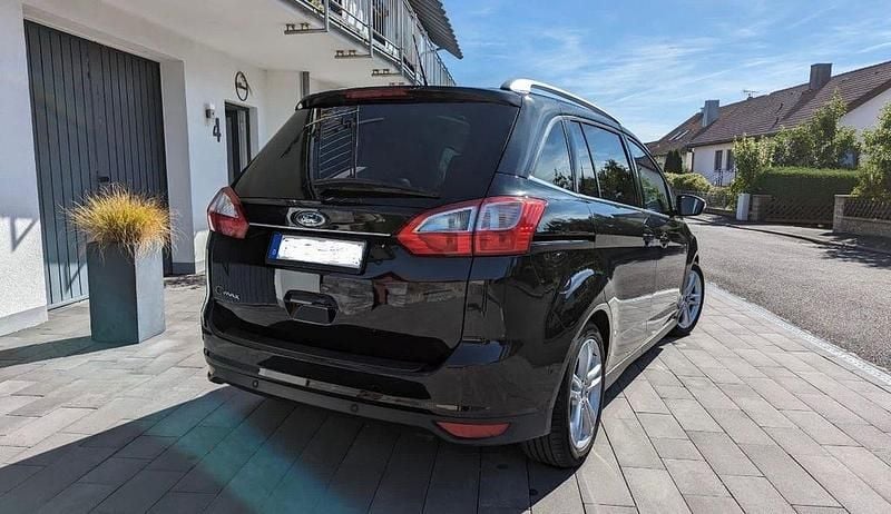 Gebraucht Ford Grand C-Max Titanium 150 PS (110 kW) 2015 Schwarz Van / Kleinbus