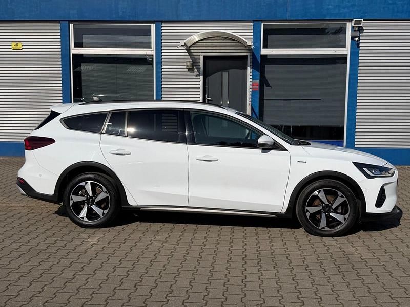 Gebraucht Ford Focus Active 116 PS (85 kW) 2023 Weiß Kombi