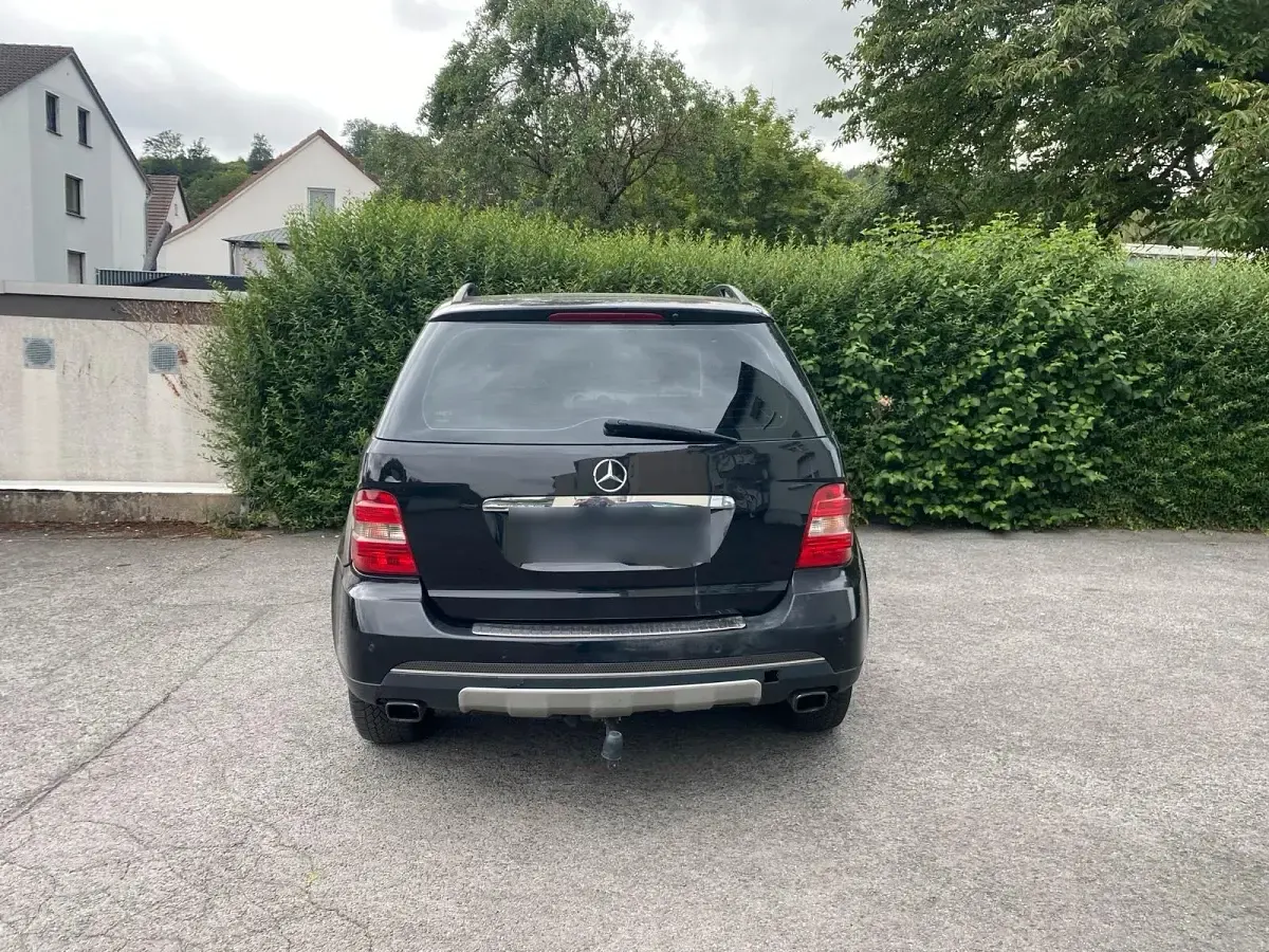 Gebraucht Mercedes ML280 190 PS (139 kW) 2006 Schwarz SUV