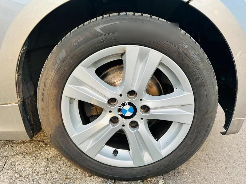 Gebraucht BMW 118 143 PS (105 kW) 2011 Grau Kleinwagen