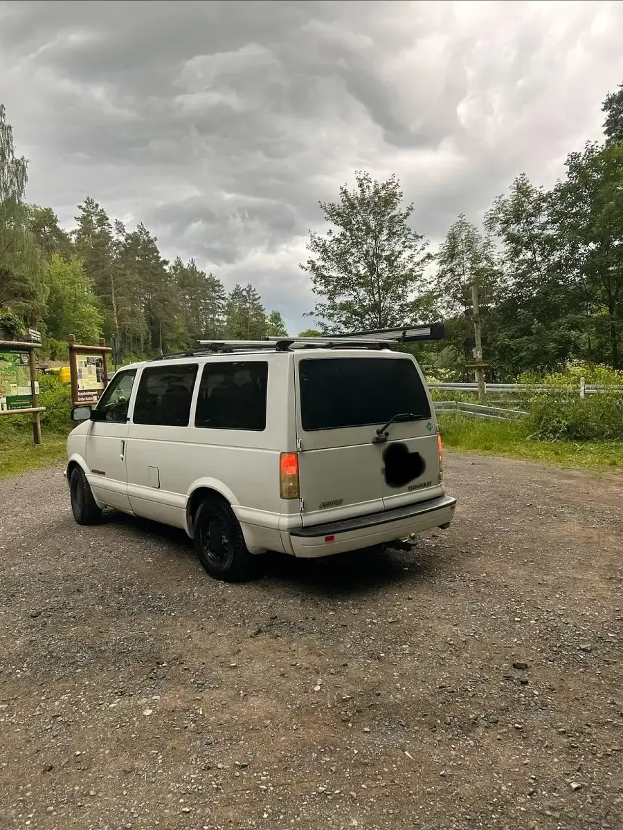 Gebraucht Chevrolet Astro 190 PS (139 kW) 2003 Weiß Van / Kleinbus