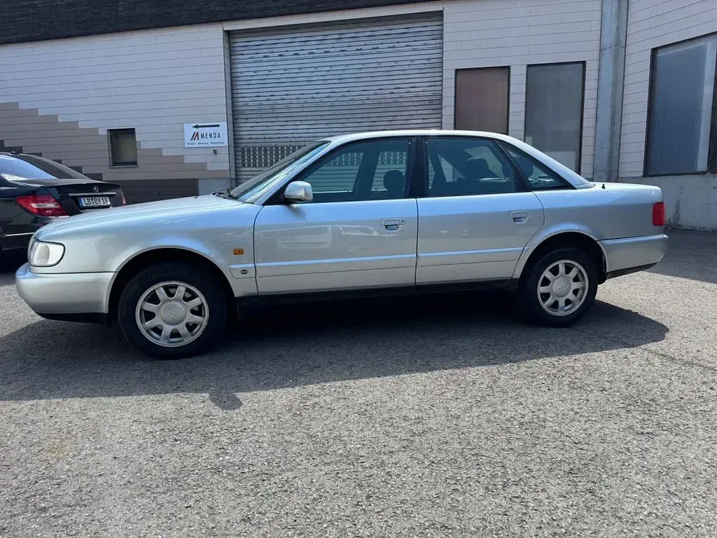 Gebraucht Audi A6 116 PS (85 kW) 1996 Silber Limousine