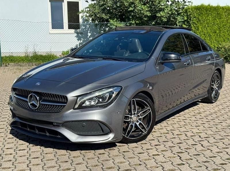 Grau Gebraucht 2017 Mercedes CLA220 AMG line Limousine | 14.500 € (Fairer Preis) - Bild 1/4