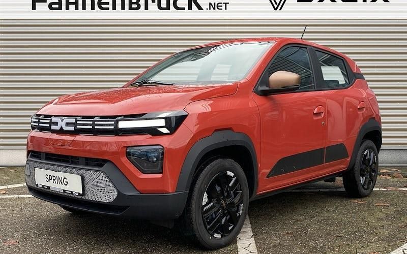 Neu Dacia Spring Extreme 47 kW (65 PS) 2025 Brick red Kleinwagen