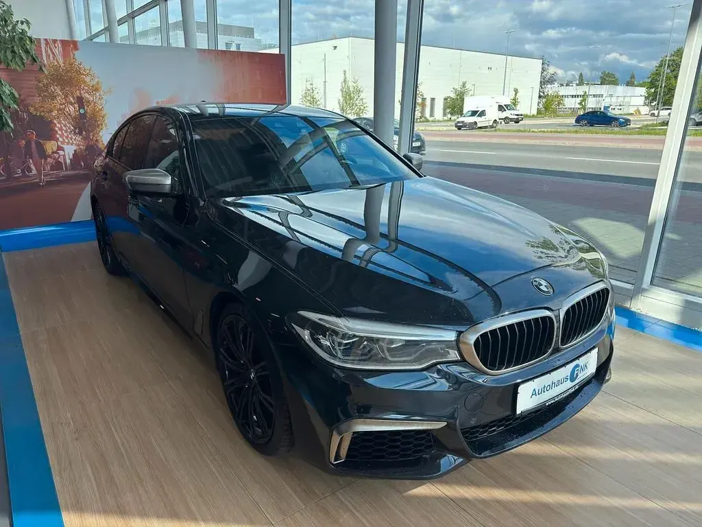 Gebraucht BMW M550 Performance 400 PS (294 kW) 2017 Schwarz Limousine