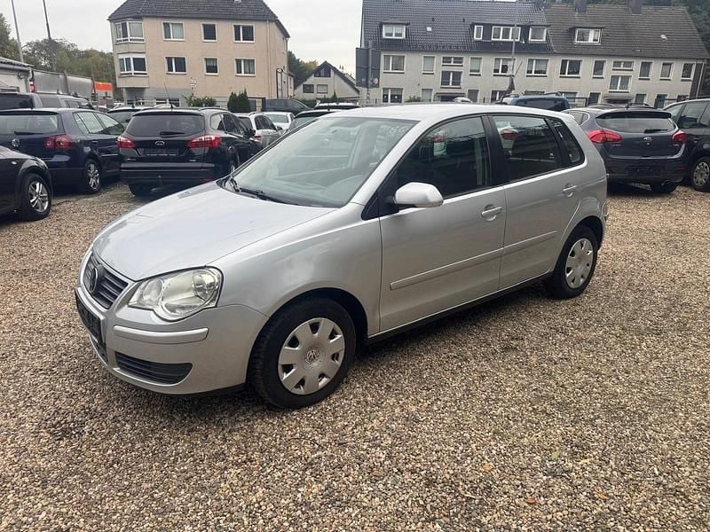 Silber Gebraucht 2005 VW Polo Comfortline Kleinwagen | 990 € (Guter Preis) - Bild 1/4