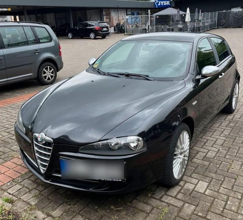 Schwarz Gebraucht 2009 Alfa Romeo 147 Kleinwagen | 3.000 € (Etwas zu teuer) - Bild 1/4
