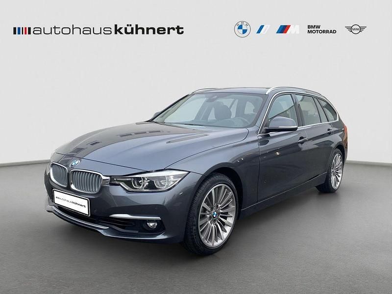 Grau Gebraucht 2017 BMW 330 Luxury Line Kombi | 23.885 € (Etwas zu teuer) - Bild 1/4