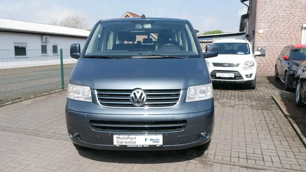 Gebraucht VW Multivan Highline 174 PS (127 kW) 2008 Grau Van / Kleinbus