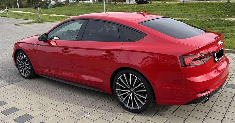 Rot Gebraucht 2018 Audi A5 Sport Coupé | 29.600 € (Fairer Preis) - Bild 1/4