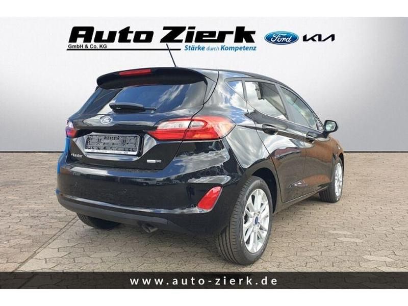 Gebraucht Ford Fiesta Titanium 101 PS (74 kW) 2024 Obsidianschwarz metallic Kleinwagen