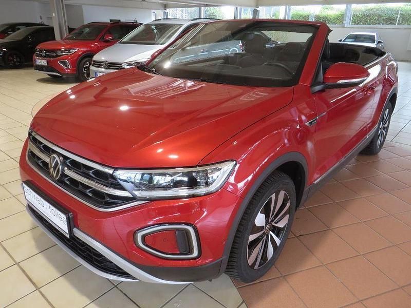 Rot Gebraucht 2023 VW T-Roc Cabriolet Move Cabrio | 31.345 € (Fairer Preis) - Bild 1/4