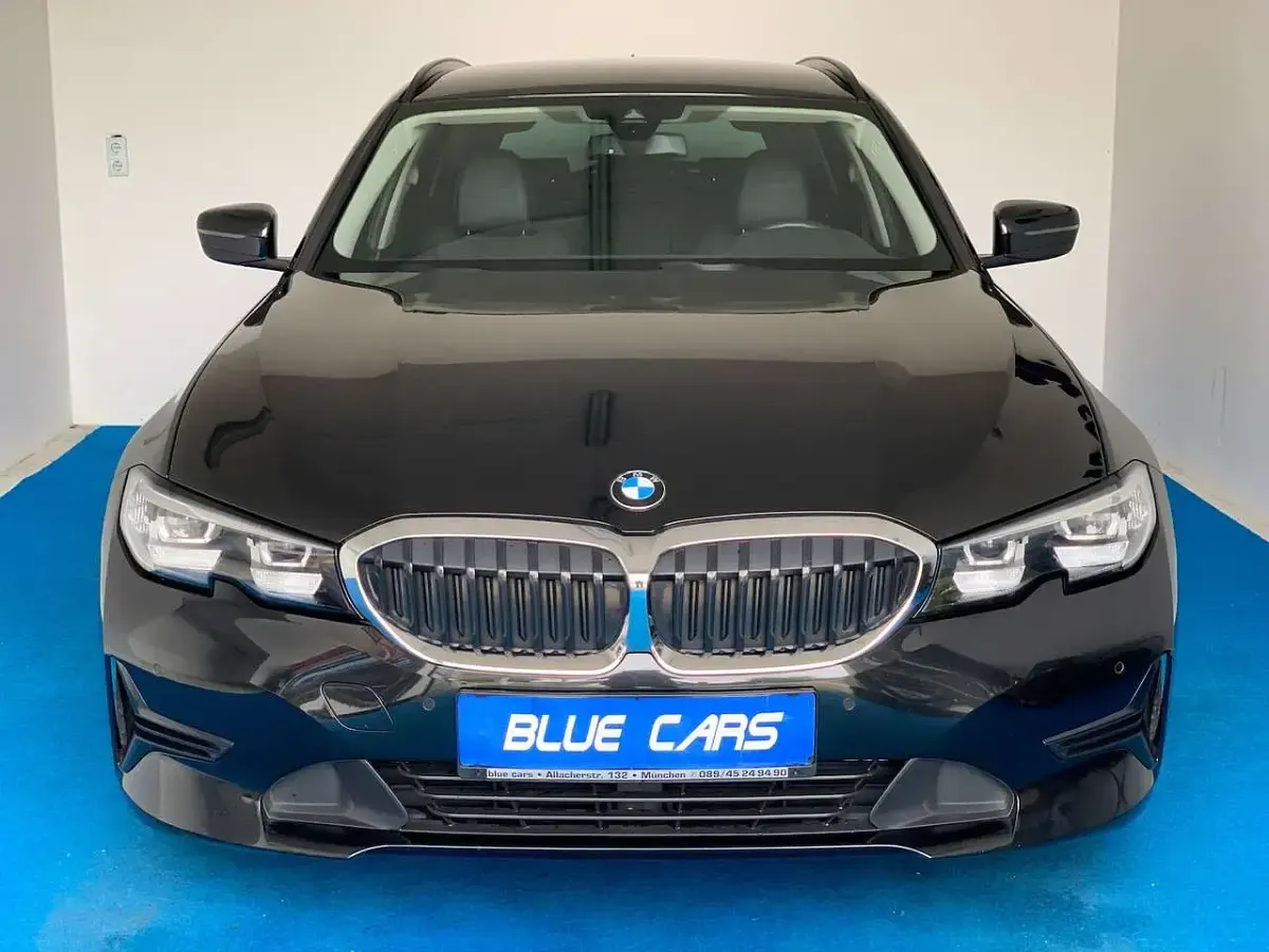 Używany BMW 320 Advantage 190 KM (139 kW) 2020 Czarny Kombi