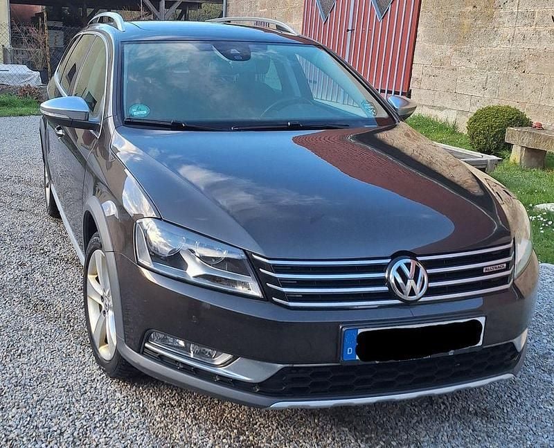 Gebraucht VW Passat Alltrack 140 PS (102 kW) 2012 Braun Kombi