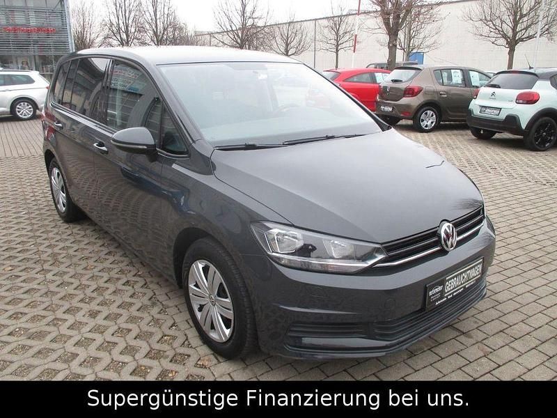 Gebraucht VW Touran Trendline 110 PS (80 kW) 2017 Grau Van / Kleinbus
