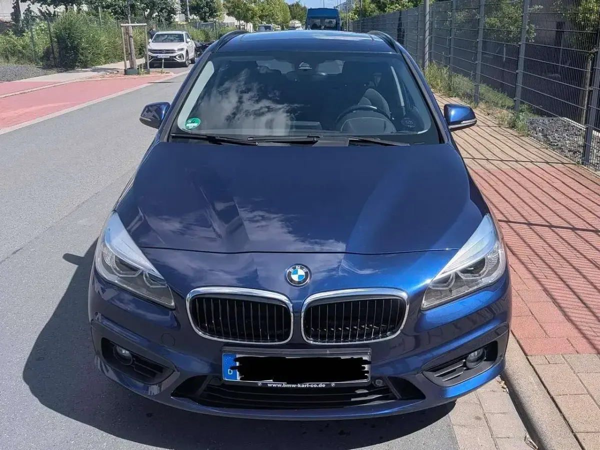 Gebraucht BMW 218 Active Tourer Advantage 150 PS (110 kW) 2016 Blau Van / Kleinbus