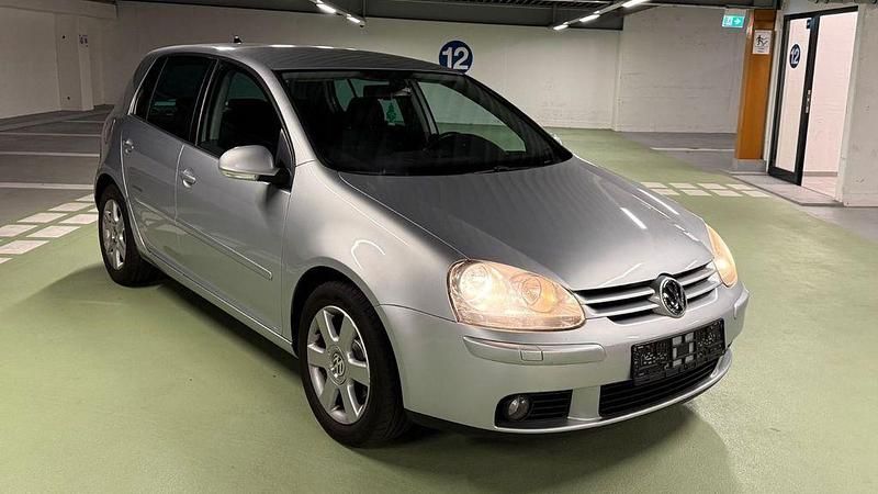 Silber Gebraucht 2008 VW Golf VI United Limousine | 3.299 € (Guter Preis) - Bild 1/4