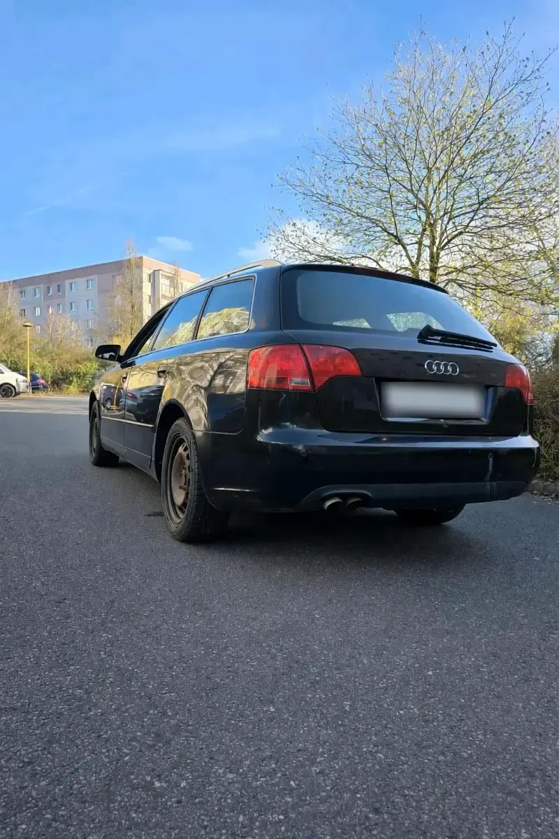 Second-hand Audi A4 140 CP (102 kW) 2006 Negru Break