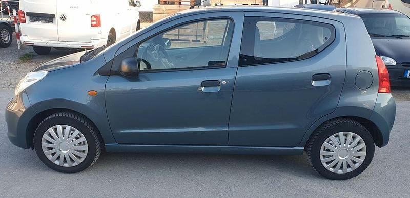 Gebraucht Suzuki Alto Basic 68 PS (50 kW) 2012 Grau Kleinwagen