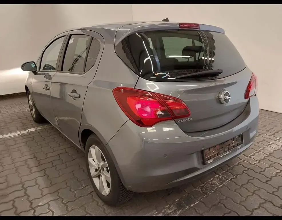 Usata Opel Corsa Active 90 CV (66 kW) 2017 Grigio Utilitaria