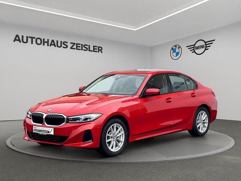Gebraucht BMW 330 Sport Line 245 PS (180 kW) 2023 Melbourne red Limousine