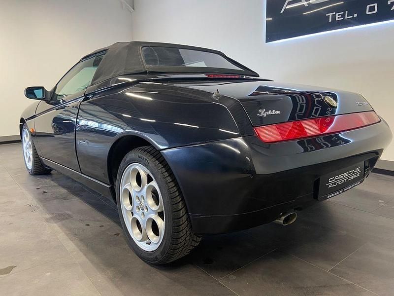 Gebraucht Alfa Romeo Spider 150 PS (110 kW) 2002 Schwarz Cabrio