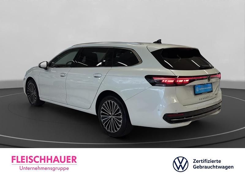 Gebraucht VW Passat Elegance 193 PS (141 kW) 2025 Weiss Kombi