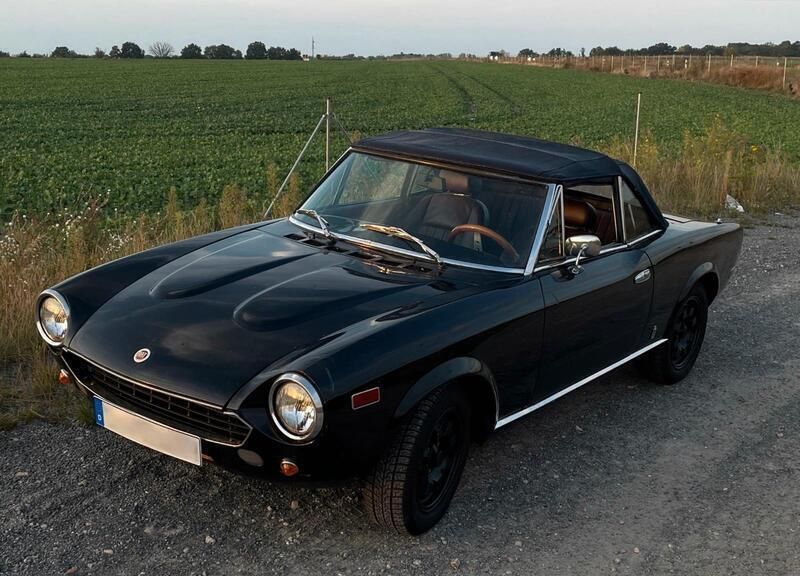 Schwarz Gebraucht 1979 Fiat 124 Cabrio | 9.000 € - Bild 1/4
