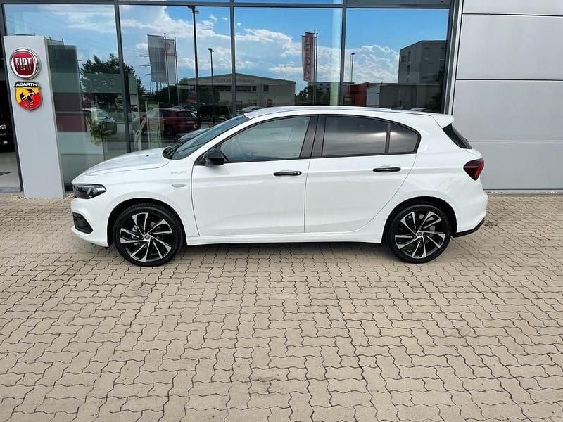 Gebraucht Fiat Tipo Sport 101 PS (74 kW) 2022 Weiß Limousine