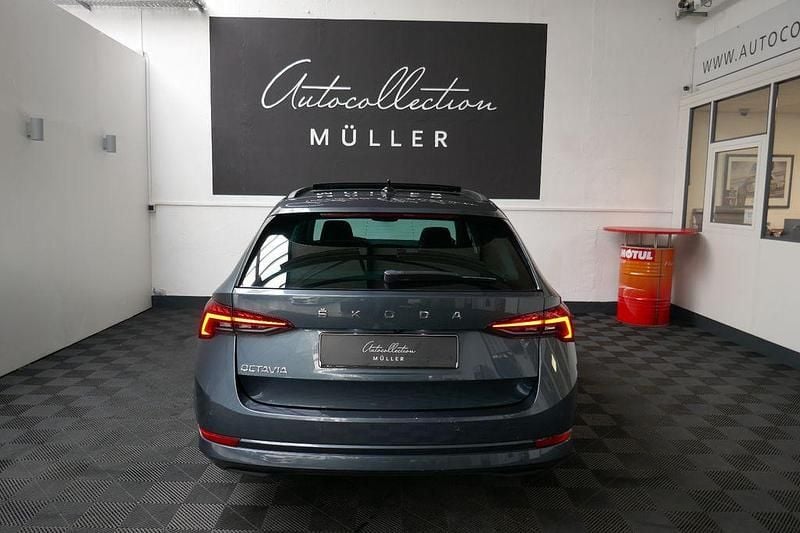 Gebraucht Skoda Octavia 170 PS (125 kW) 2021 Grau Kombi